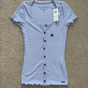 NWT Hollister Tee